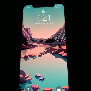 iPhone XR 64 gun no cracks or scratches